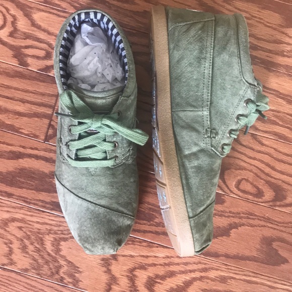 Toms Other - Olive Green Toms Ankle Boot Sz 10
